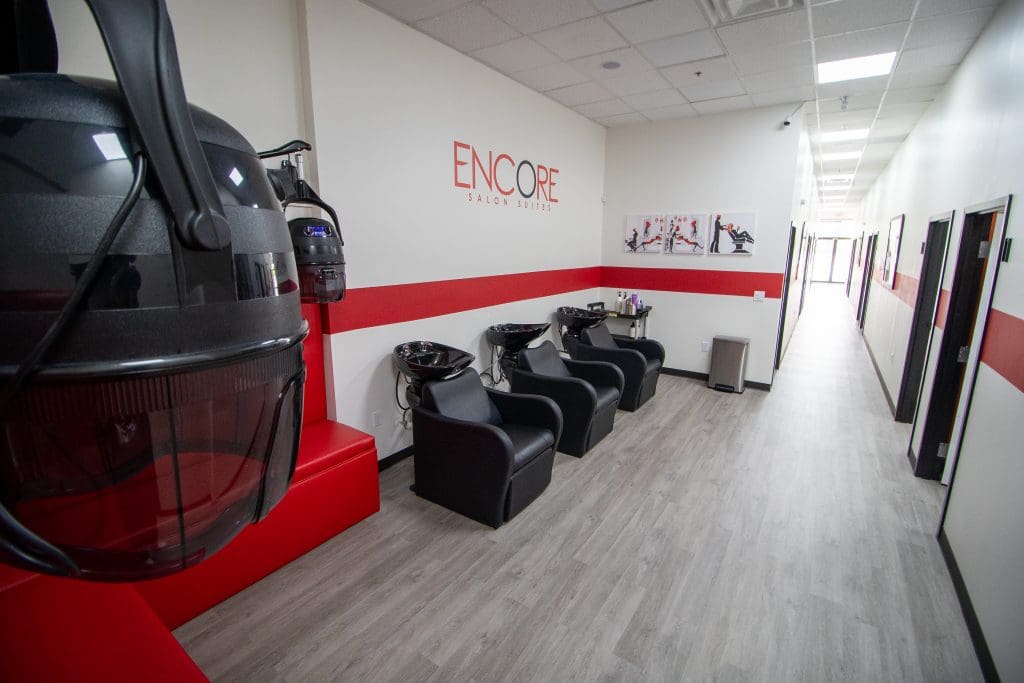 See how your salon suite transformation can help you in the Atlanta beauty market with client attraction with your salon decor. Encore Salon Suites is the highest rated salon suite provider in the Atlanta, GA area. Sandy springs, Marietta, Woodstock, and Atlanta. Hair salon suites for rent, salon suite rentals