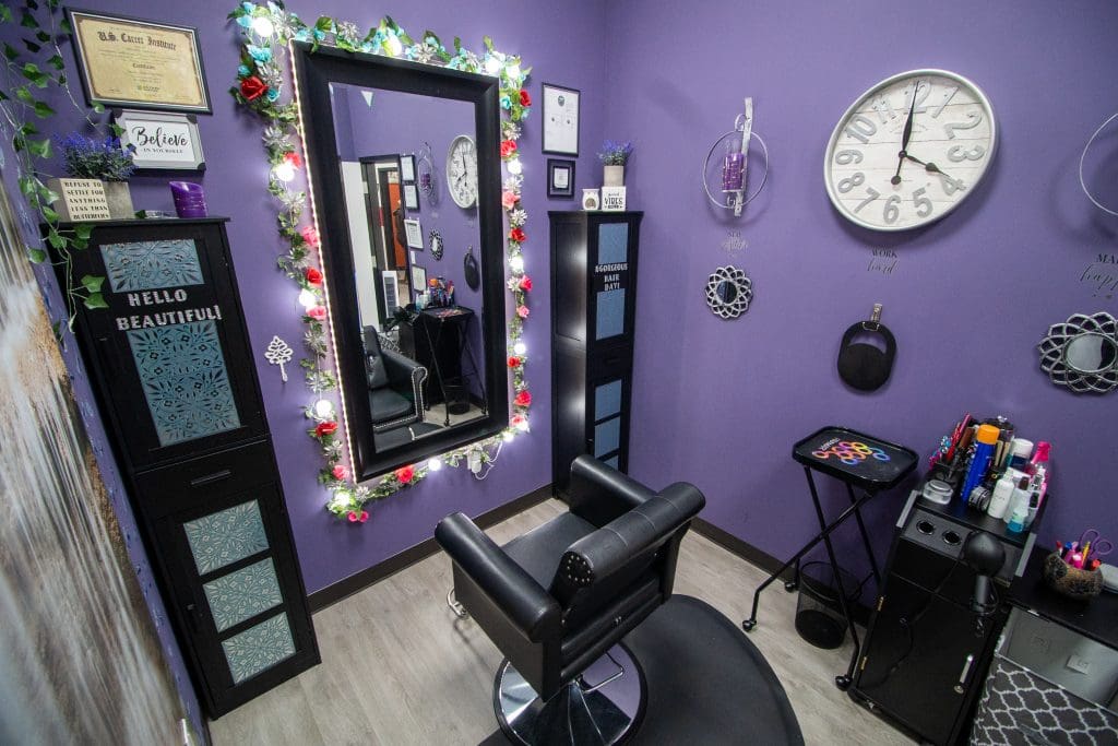 suite design ideas, Instagram-worthy, Marietta salon suites. Encore Salon Suites is the top provider of salon suites in the Atlanta area. Offering beauty professionals salon suites for rent in Marietta and Sandy Springs, they are able to run their independent beauty business on their terms. Encore's hair salon suites for rent in Sandy Springs are perfect for hair stylists, med spa nurses, nail technicians, lash technicians, and so many more can all find the perfect salon suites in Atlanta. Salon suites near East Cobb, Marietta salon suites, salon studios in Sandy Springs, Salon suites near vinings, Dunwoody salon suites, salon studios for rent in Marietta, Woodstock salon suites.