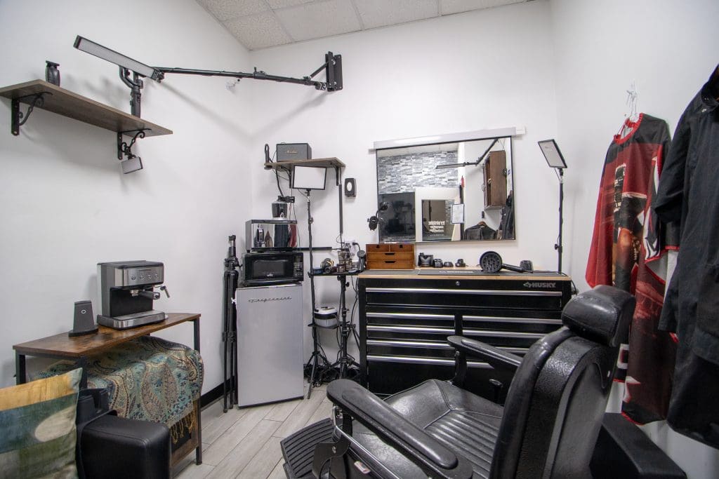 Find a beauty niche Atlanta to express your unique salon services. A strong salon specialization strategy for Atlanta beauty specialities in a private salon suite. Encore Salon Suites is the premier salon suite provide in the Atlanta area, contact Encore today to schedule a tour. 