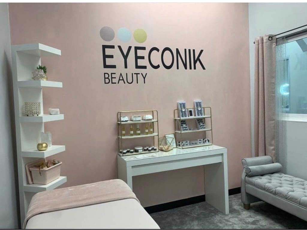 esthetician suite setup, Sandy Springs salon suites, complete checklist. Encore Salon Suites is the top provider of salon suites in the Atlanta area. Offering beauty professionals salon suites for rent in Marietta and Sandy Springs, they are able to run their independent beauty business on their terms. Encore's hair salon suites for rent in Sandy Springs are perfect for hair stylists, med spa nurses, nail technicians, lash technicians, and so many more can all find the perfect salon suites in Atlanta. Salon suites near East Cobb, Marietta salon suites, salon studios in Sandy Springs, Salon suites near vinings, Dunwoody salon suites, salon studios for rent in Marietta, Woodstock salon suites.